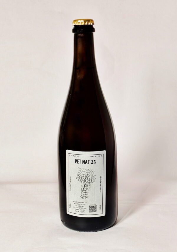 PetNat White 2023